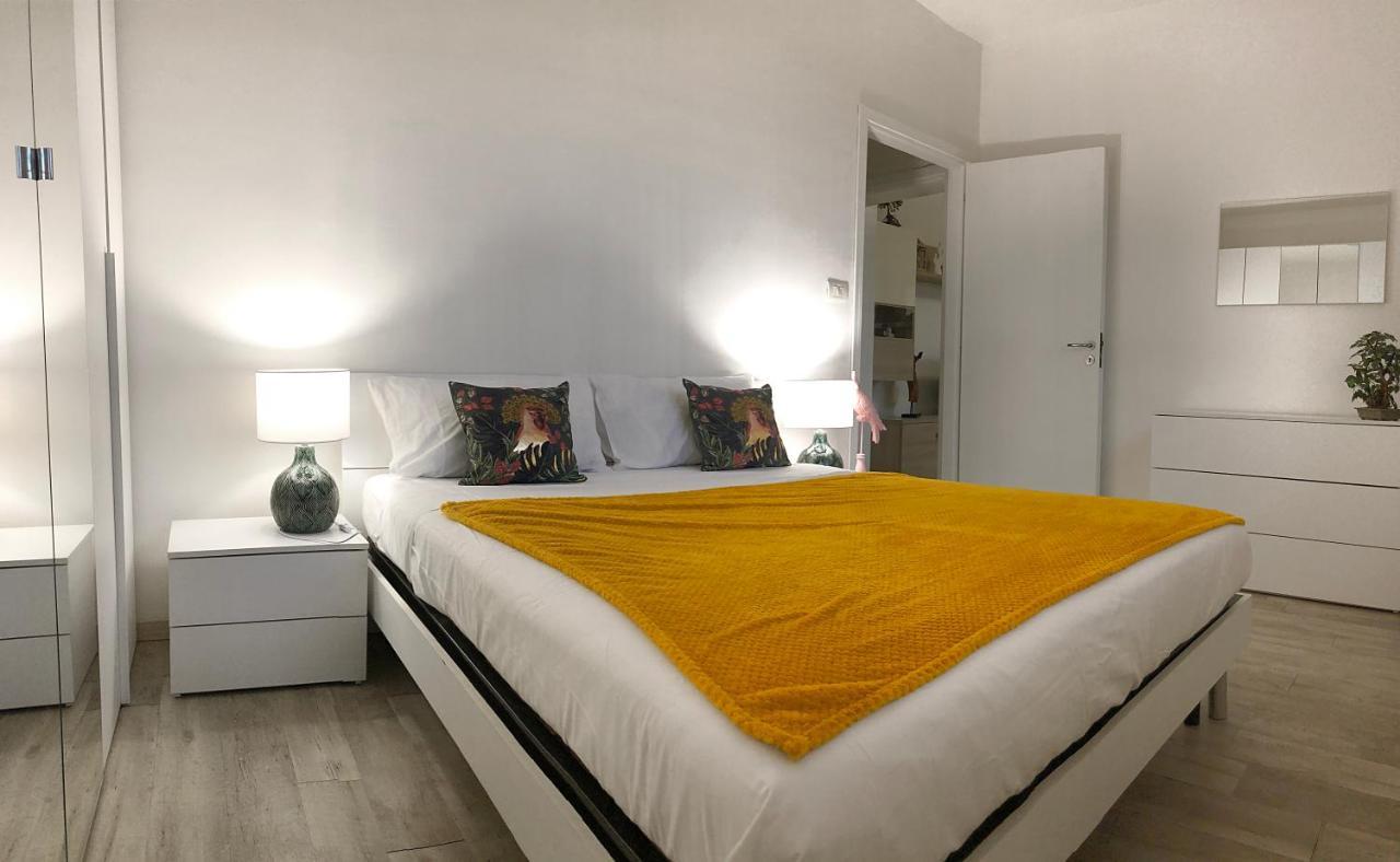 Familybo Apartments Bologna Delight - Front Station Buitenkant foto